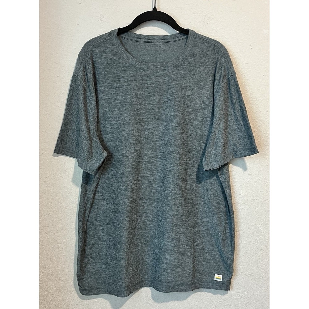Vuori Men's T-Shirt Size Large Strato Tech Short-Sleeve Heathered Blue Classic